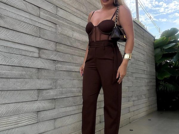 O Guia Definitivo para Montar Looks com Calça Alfaiataria Feminina