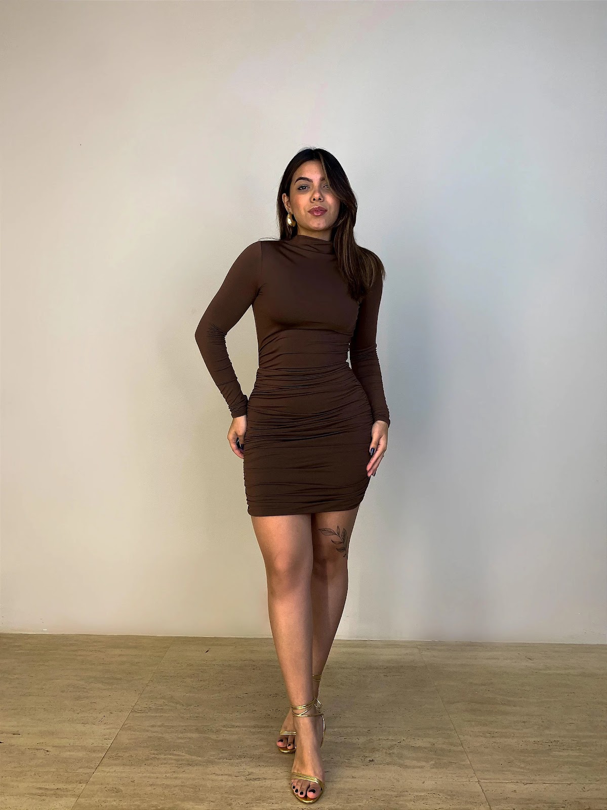 Vestido Curto Drapeado: Seu Próximo Look Arrasador