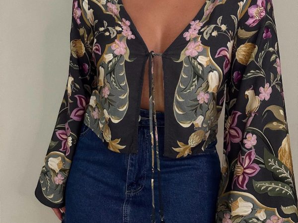 Farm, uma Marca que Transborda Feminilidade: Saias, Blusas e Macacões