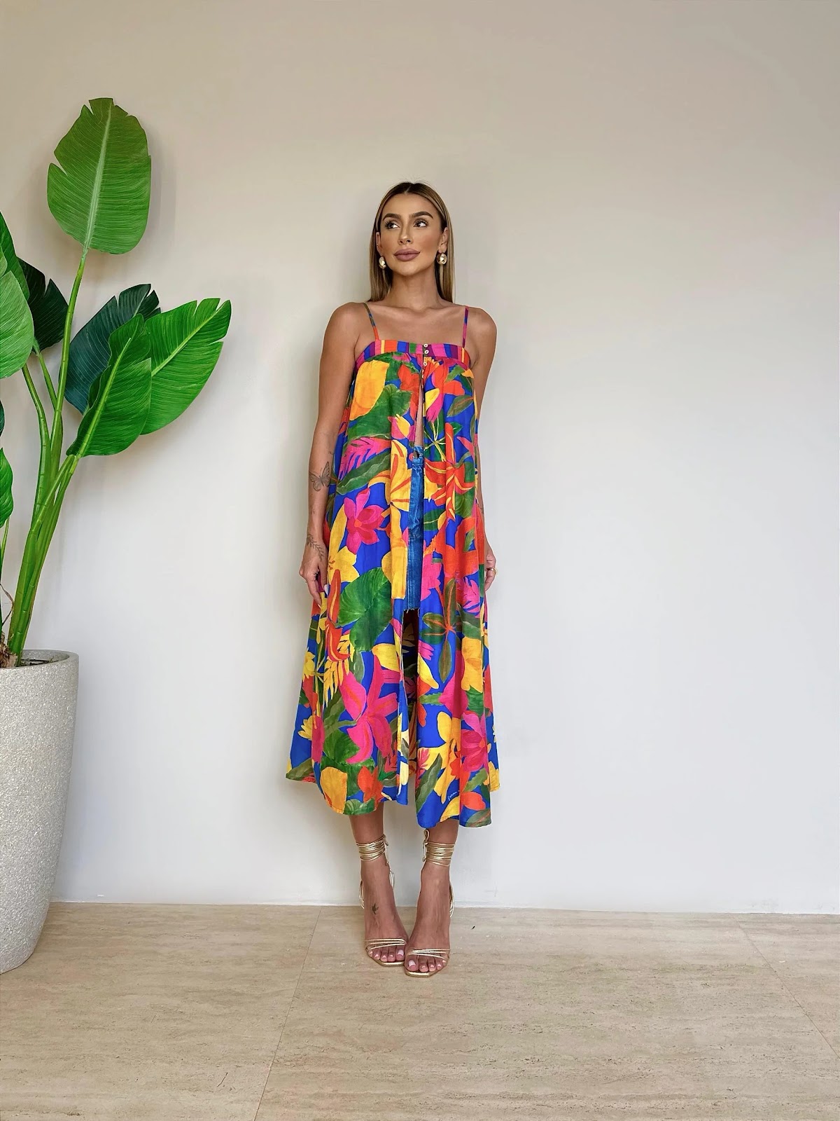 Esbanjando Estilo com Túnica Feminina